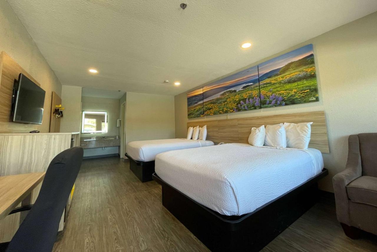 Days Inn By Wyndham Near Seaworld San Antonio Exteriör bild